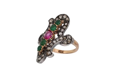 Anello con rubino, smeraldi e diamanti - Asta Preziosi Anello con rubino, smeraldi e diamanti - Asta Preziosi