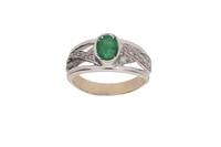 Anello con diamanti e smeraldo - Asta Preziosi Anello con diamanti e smeraldo - Asta Preziosi