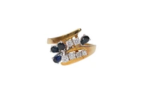 Anello con diamanti e zaffiri - Asta Preziosi Anello con diamanti e zaffiri - Asta Preziosi