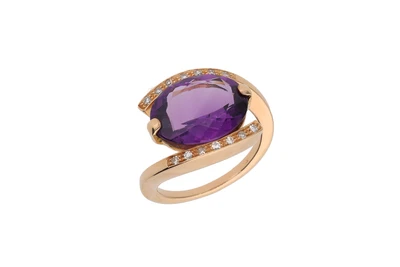 Anello con diamanti e pietra viola - Asta Preziosi Anello con diamanti e pietra viola - Asta Preziosi