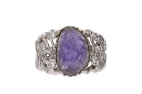 Anello con diamanti e pietra viola - Asta Preziosi Anello con diamanti e pietra viola - Asta Preziosi