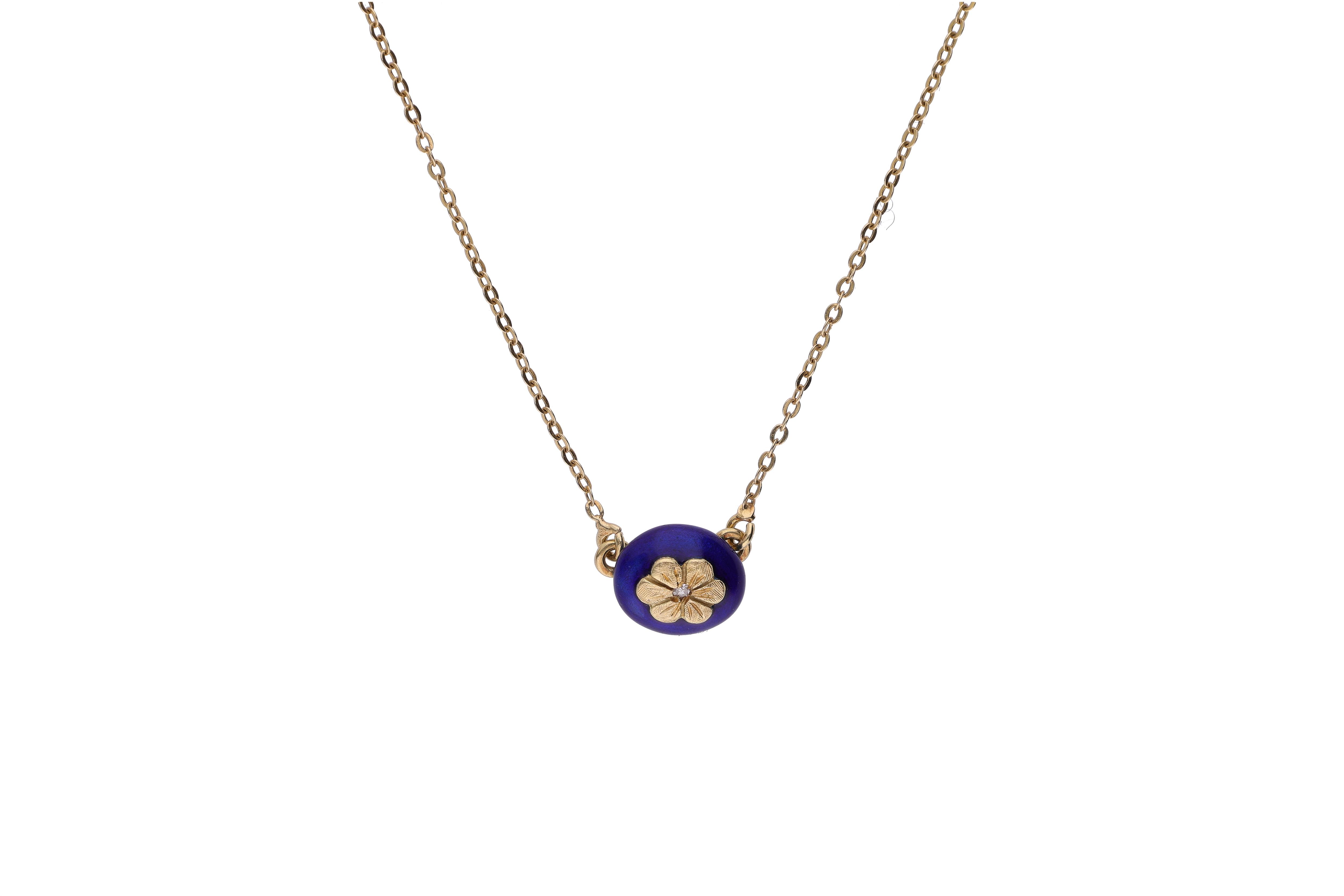 Collier con smalto e piccolo diamante - Asta Preziosi