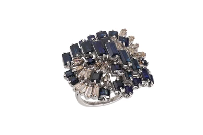 Anello con diamanti, zaffiri e pietre - Asta preziosi