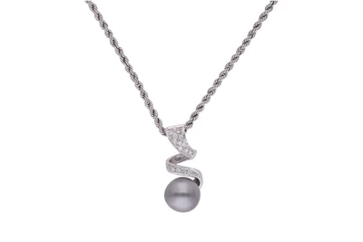 Collana e pendente con diamanti e perla coltivata - Asta preziosi