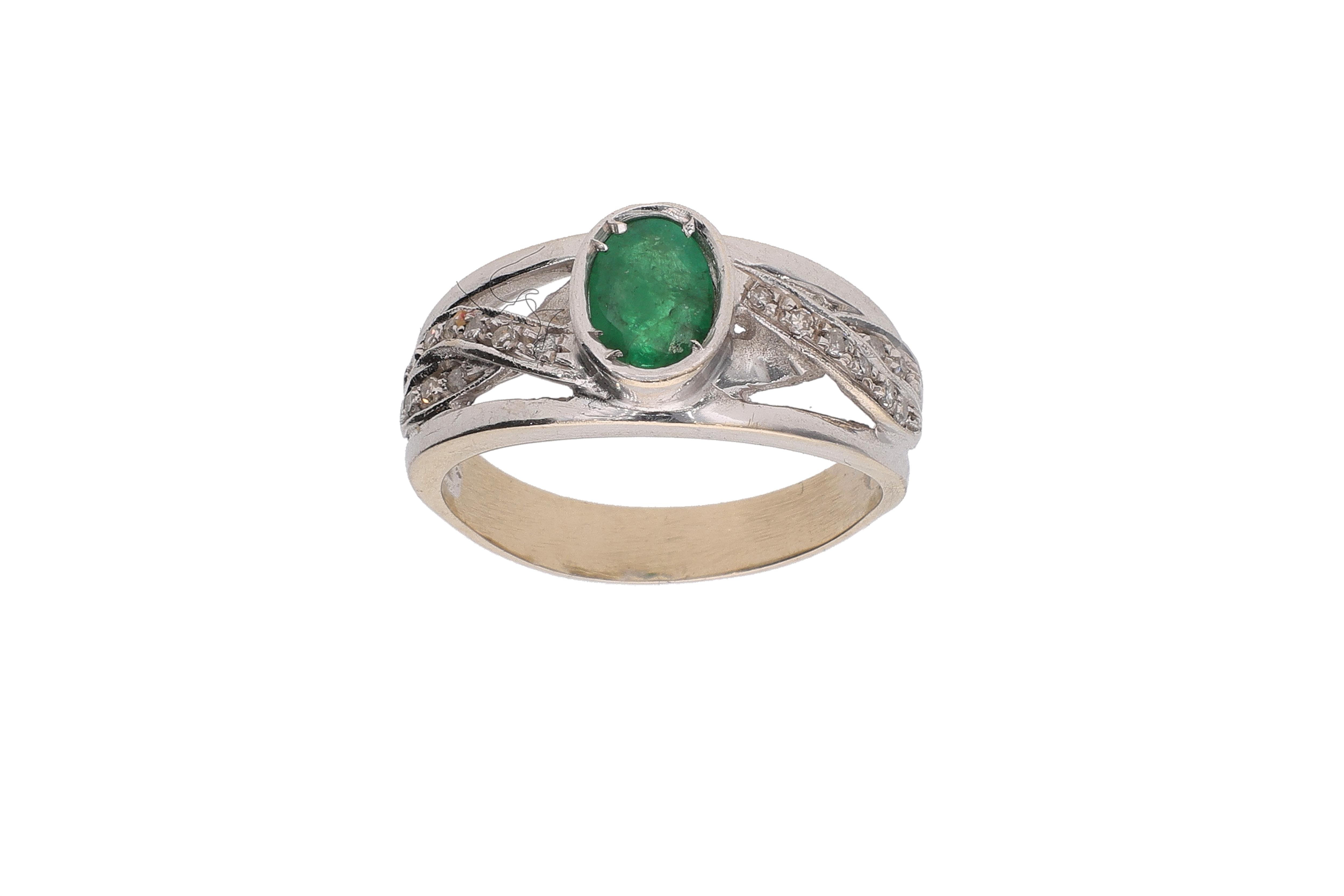 Anello con diamanti e smeraldo - Asta preziosi