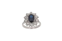 Anello con diamanti e zaffiro - Asta Preziosi Anello con diamanti e zaffiro - Asta Preziosi