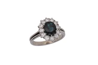 Anello con zaffiro e diamanti - Asta Preziosi