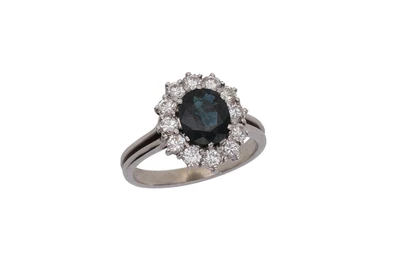 Anello con zaffiro e diamanti - Asta Preziosi