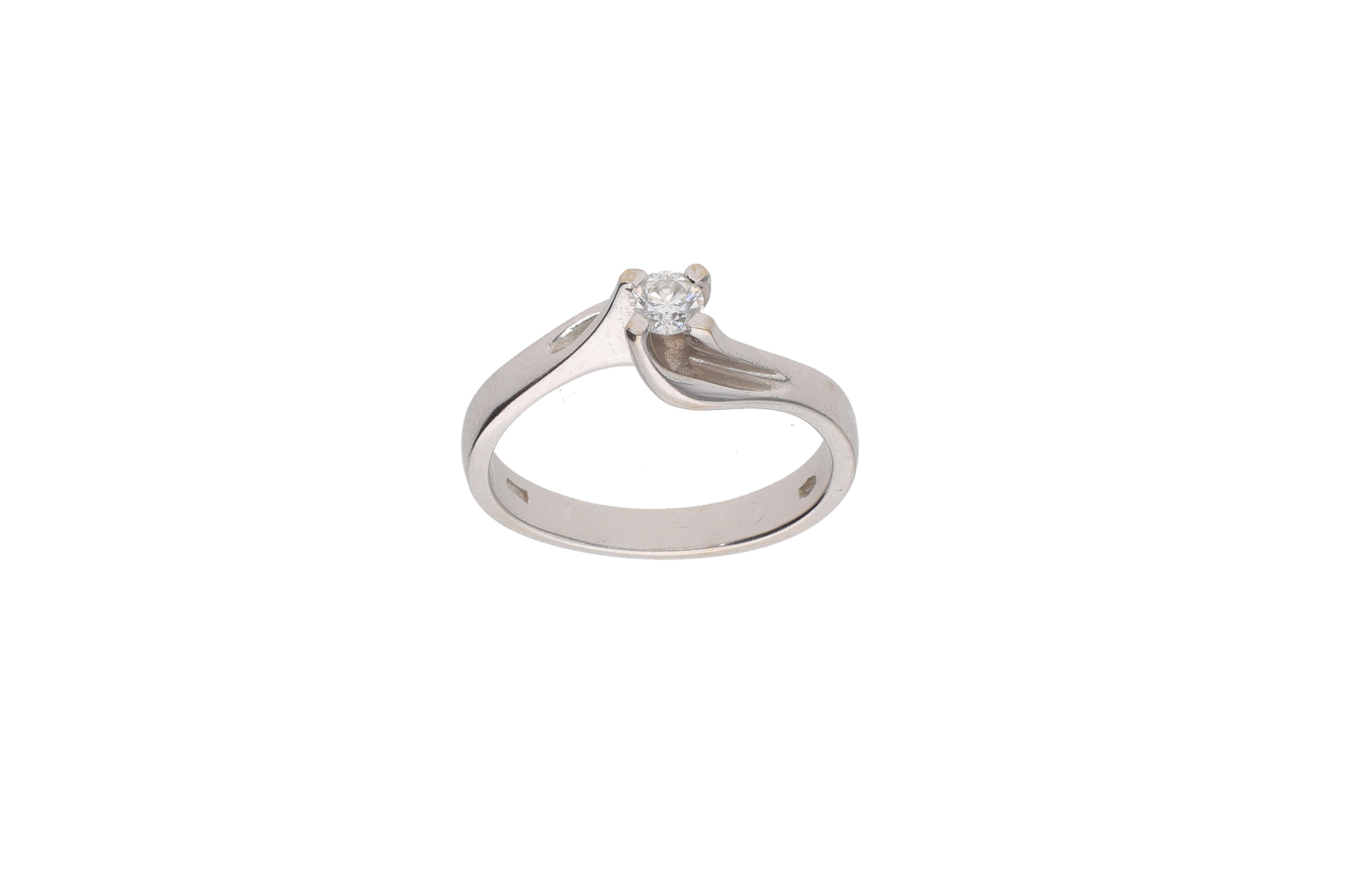Anello con diamante - Asta Preziosi