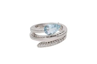 Anello con diamanti e pietra azzurra - Asta Preziosi Anello con diamanti e pietra azzurra - Asta Preziosi