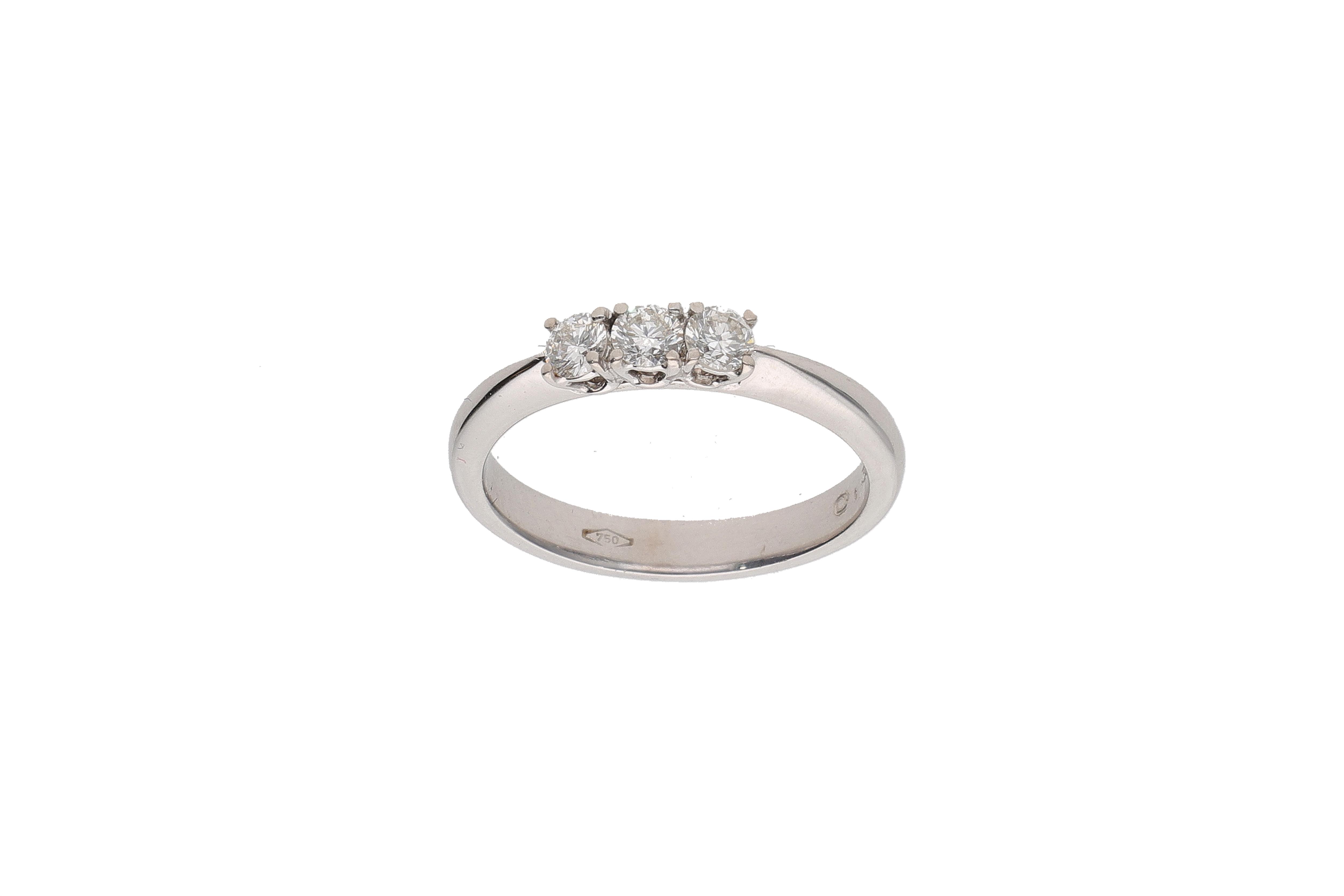 Anello trilogy con diamanti - Asta Preziosi