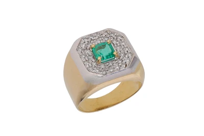 Anello con smeraldo e diamanti - Asta Preziosi