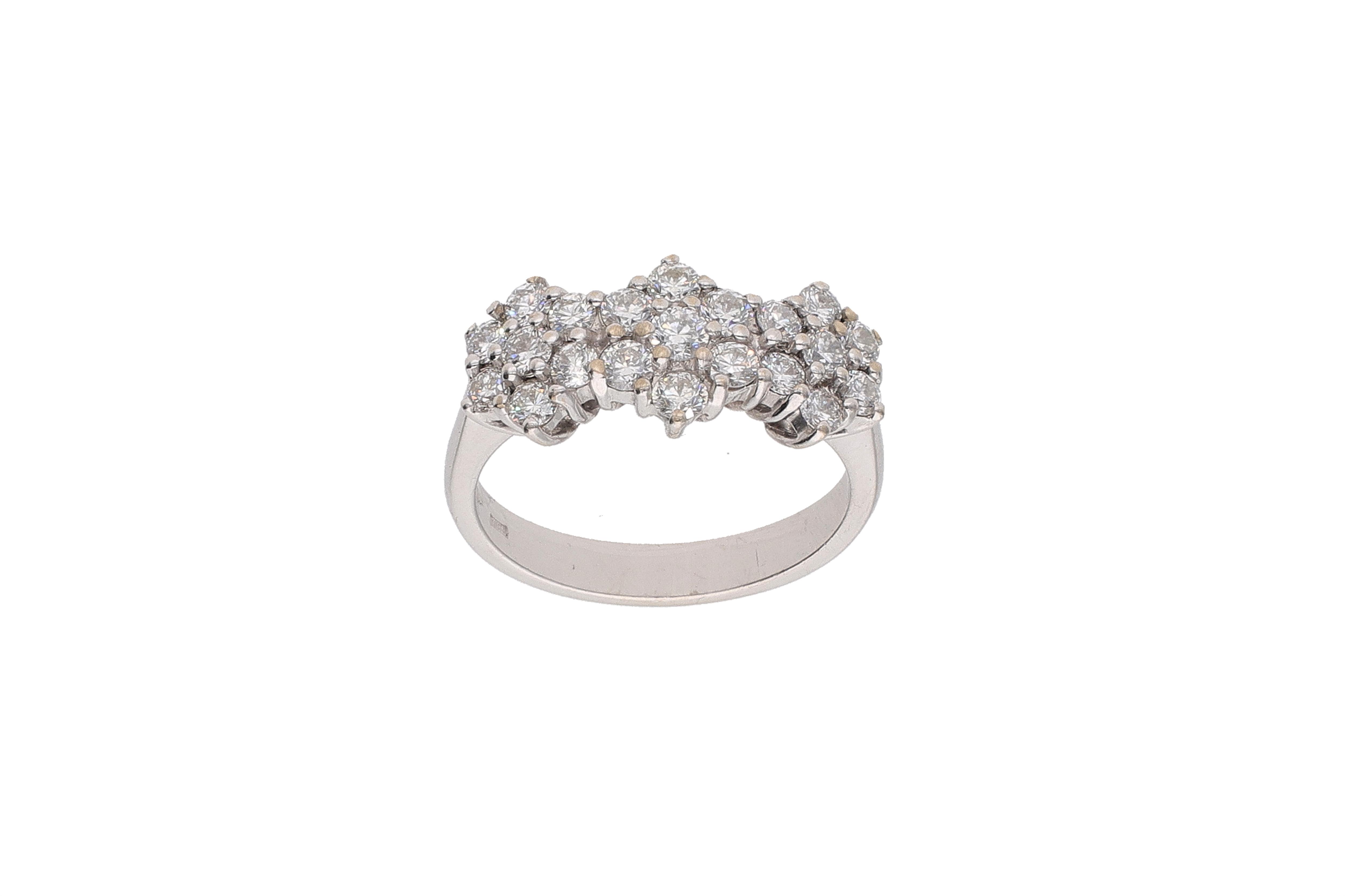 Anello con diamanti e pietre incolori - Asta Preziosi