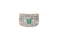 Anello con diamanti e smeraldo - Asta Preziosi Anello con diamanti e smeraldo - Asta Preziosi