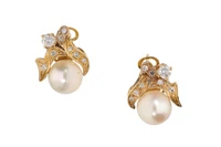 Orecchini con diamanti e perle coltivate - Asta Preziosi Orecchini con diamanti e perle coltivate - Asta Preziosi