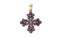 Pendente a forma di croce con diamanti e rubini - Asta Preziosi Pendente a forma di croce con diamanti e rubini - Asta Preziosi