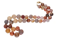 Collana con sfere di calcedonio - Asta Preziosi Collana con sfere di calcedonio - Asta Preziosi