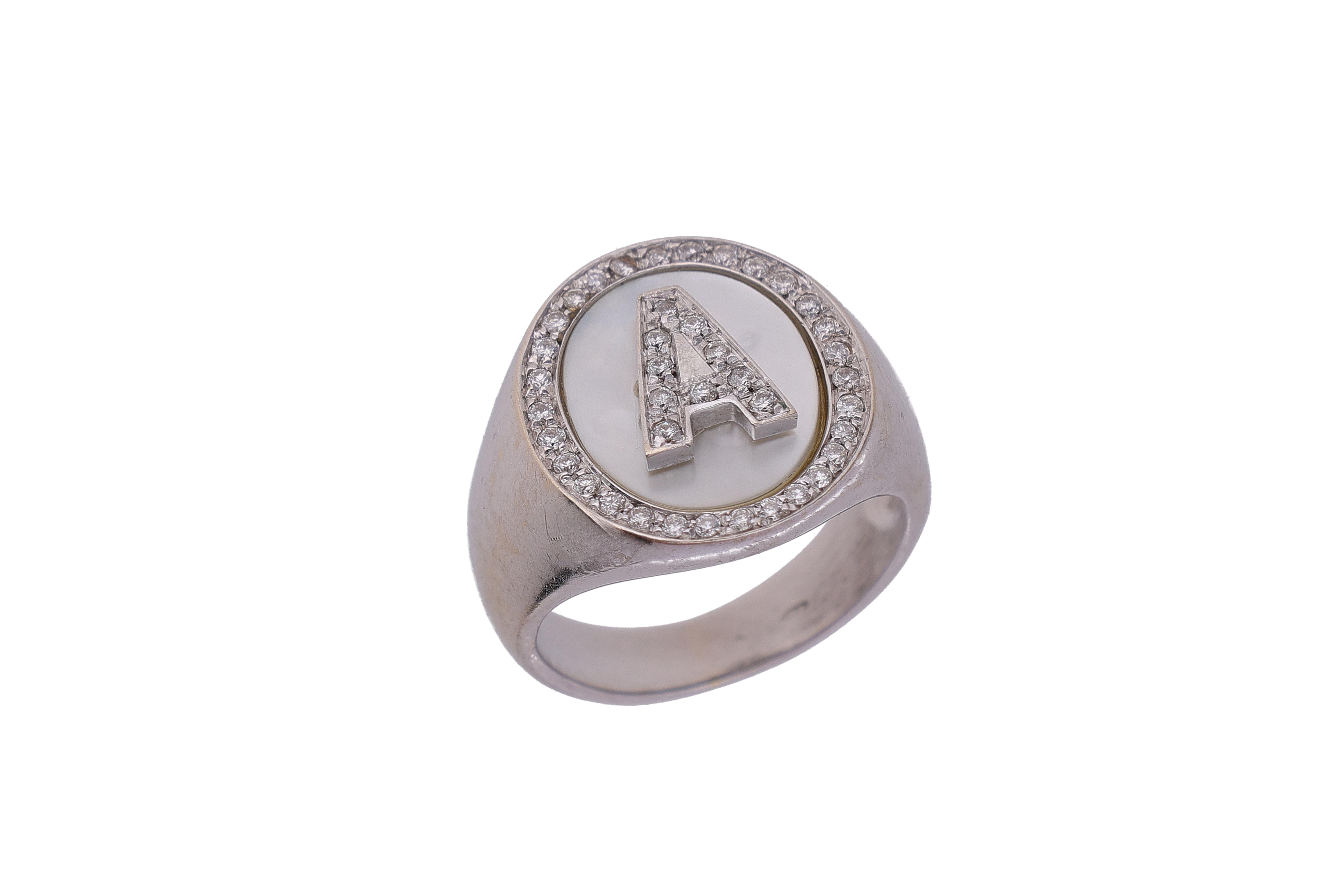 Anello chevalier con diamanti - Asta Preziosi