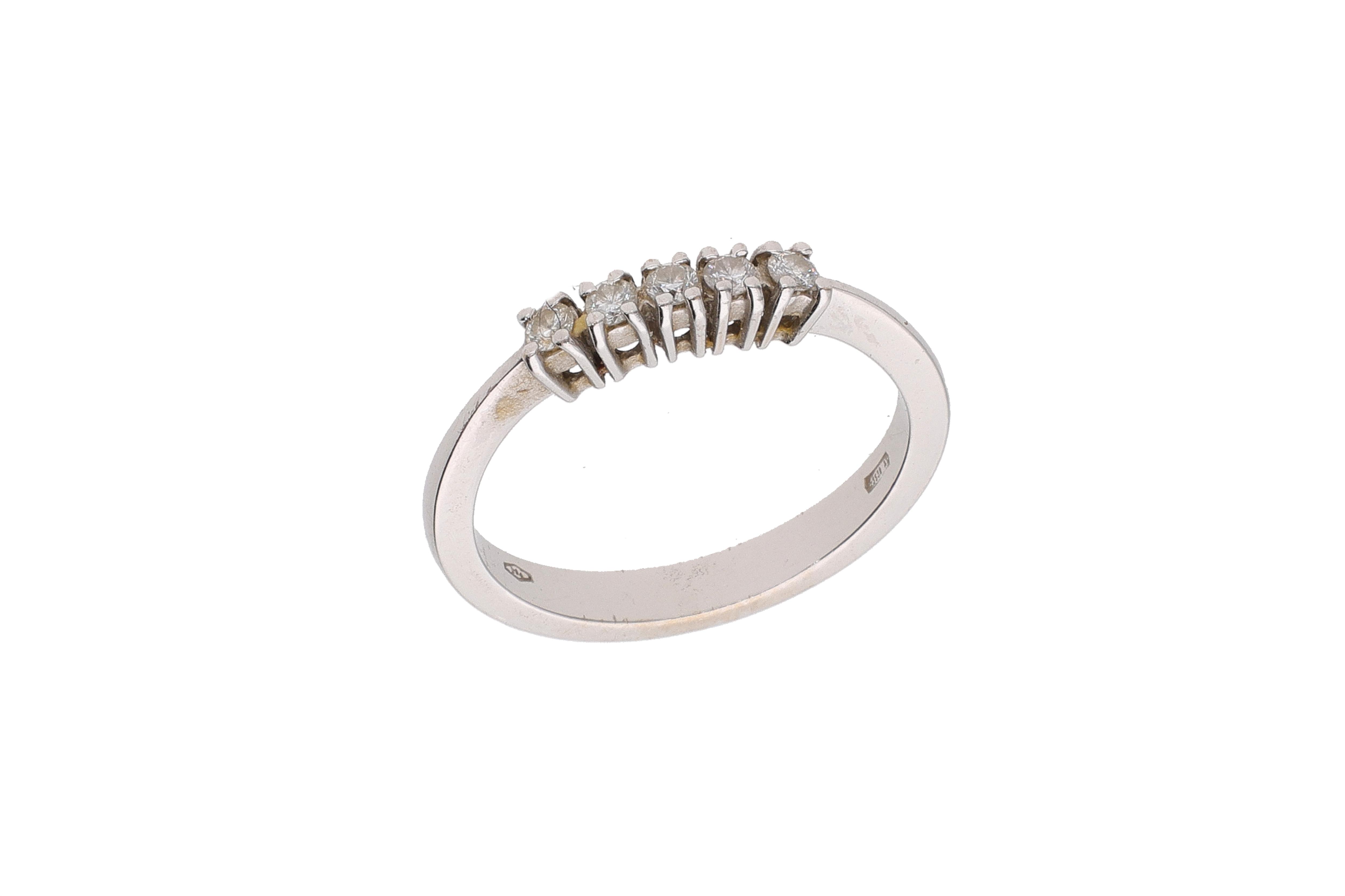 Anello con diamanti - Asta Preziosi
