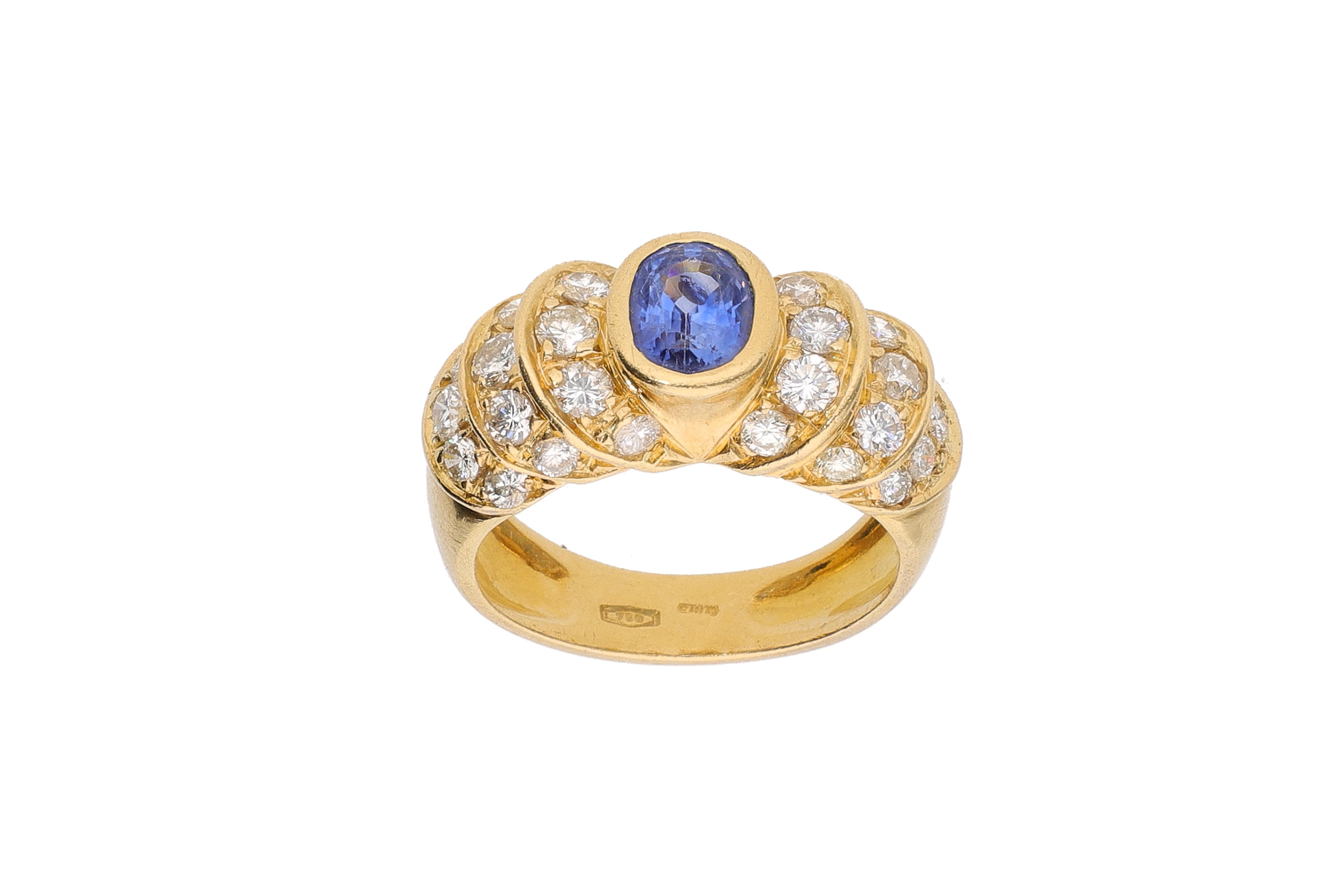 Anello con diamanti e pietra blu - Asta Preziosi