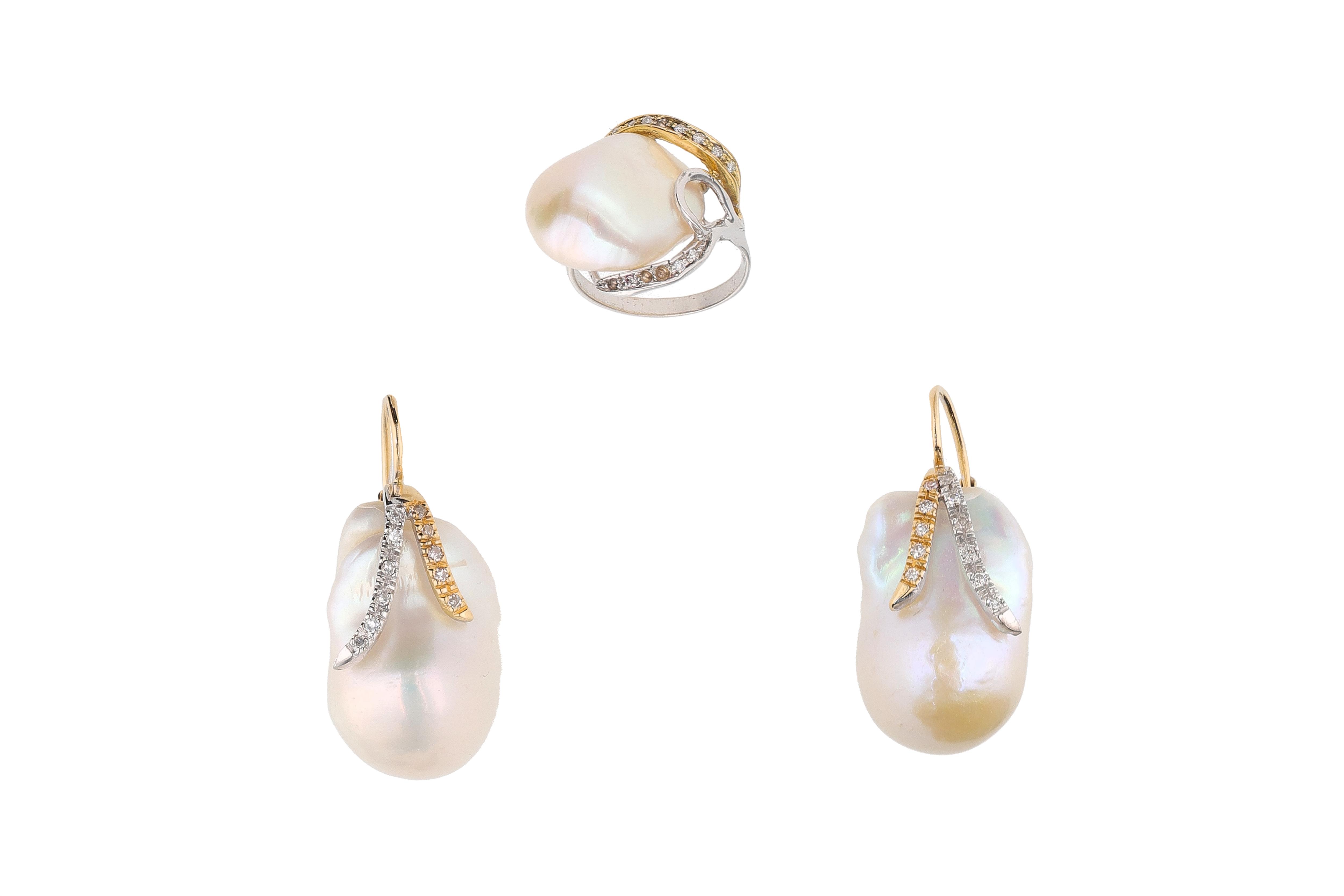 Anello e orecchini con perle barocche e diamanti - Asta Preziosi