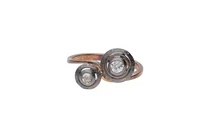 Anello contrarie' con diamanti - Asta Preziosi Anello contrarie' con diamanti - Asta Preziosi