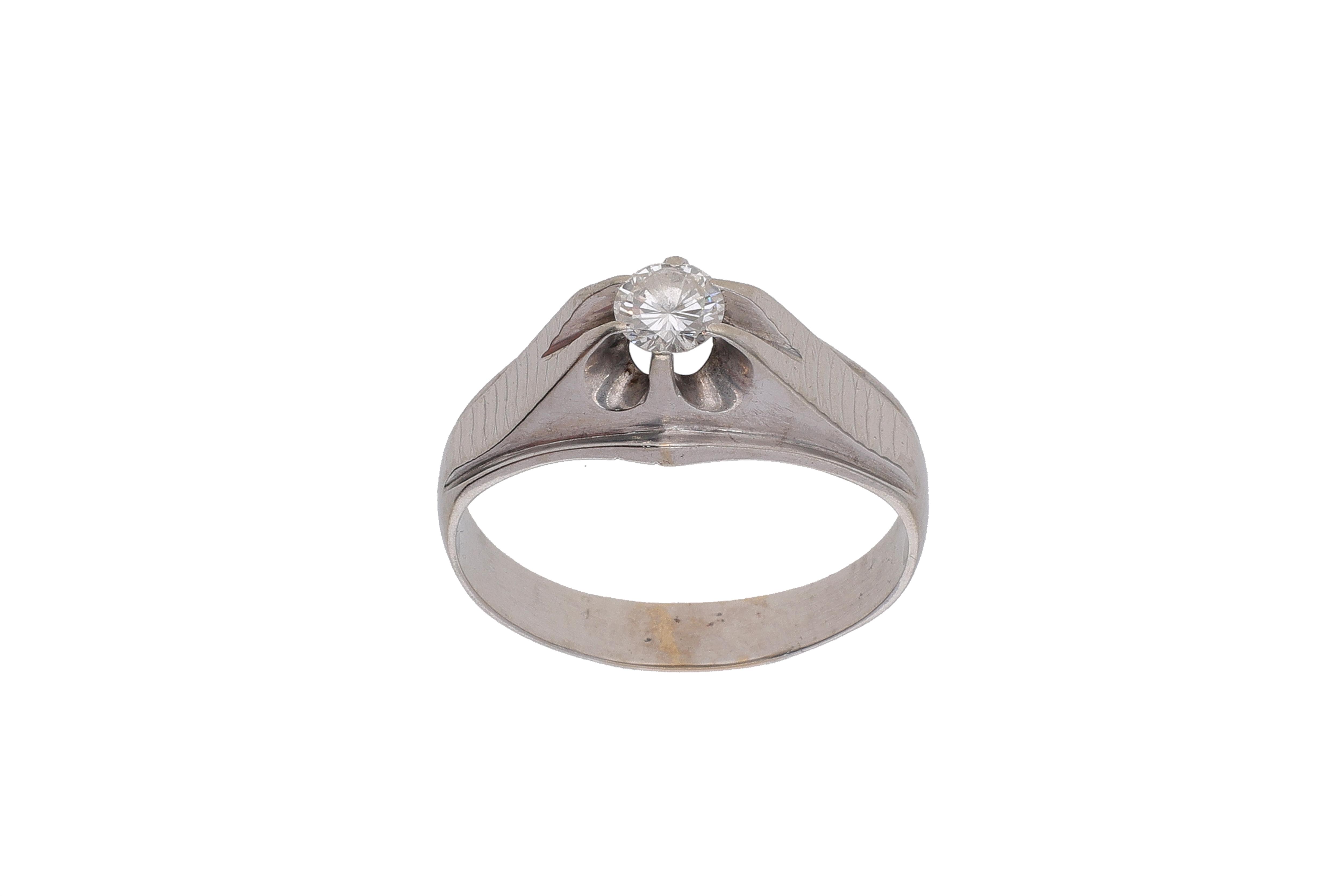 Anello con diamante - Asta Preziosi