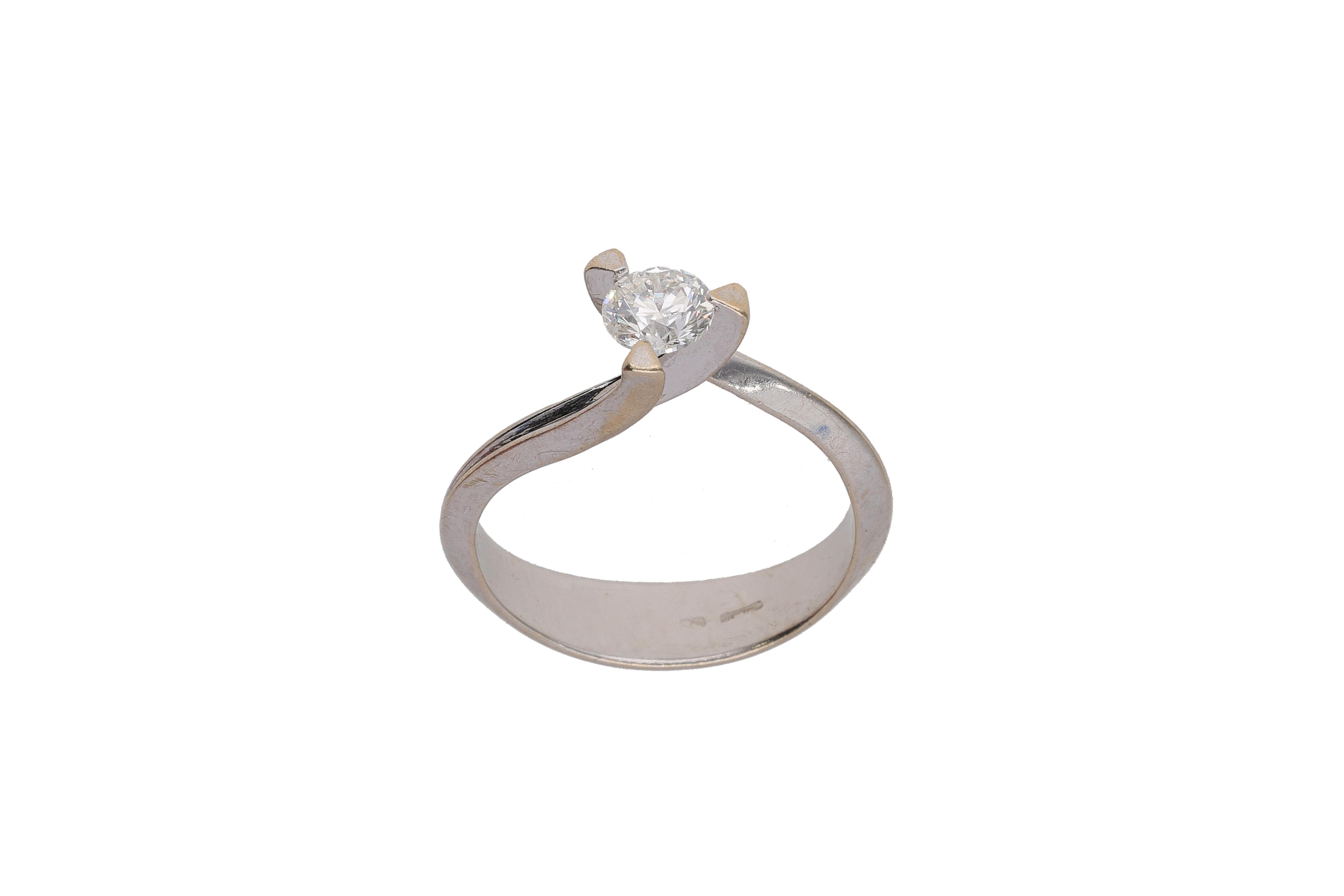 Anello con diamante - Asta Preziosi