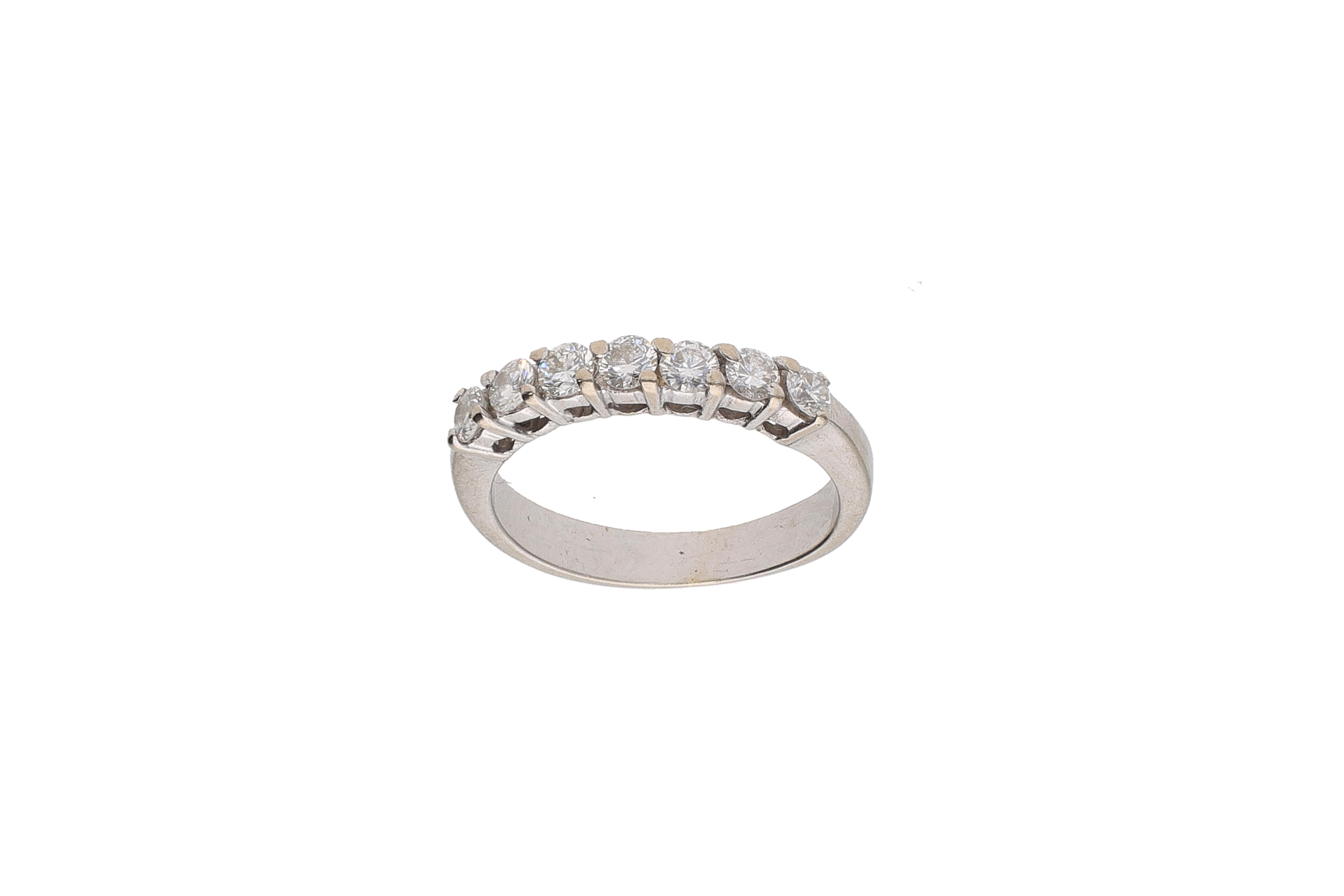 Anello con diamanti - Asta Preziosi