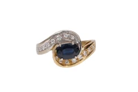 Anello con zaffiro e diamanti - Asta Preziosi