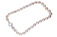 Collana di perle coltivate e piccoli diamanti - Asta Preziosi Collana di perle coltivate e piccoli diamanti - Asta Preziosi