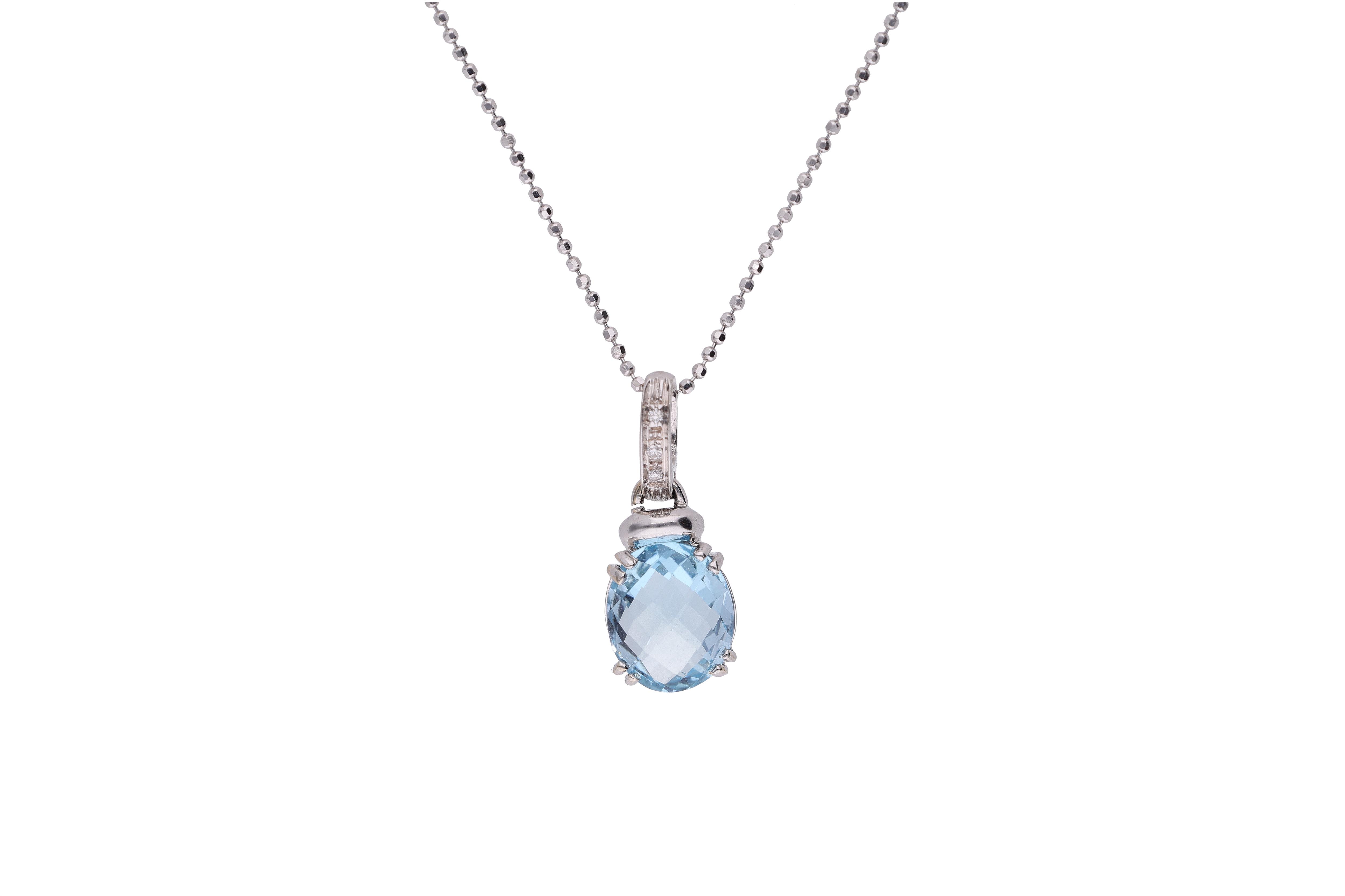 Collana e pendente con piccoli diamanti e topazio - Asta Preziosi