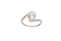 Anello con perla coltivata e diamanti - Asta Preziosi
