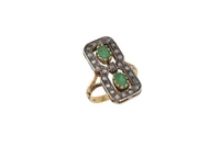 Anello con smeraldi e diamanti - Asta Preziosi