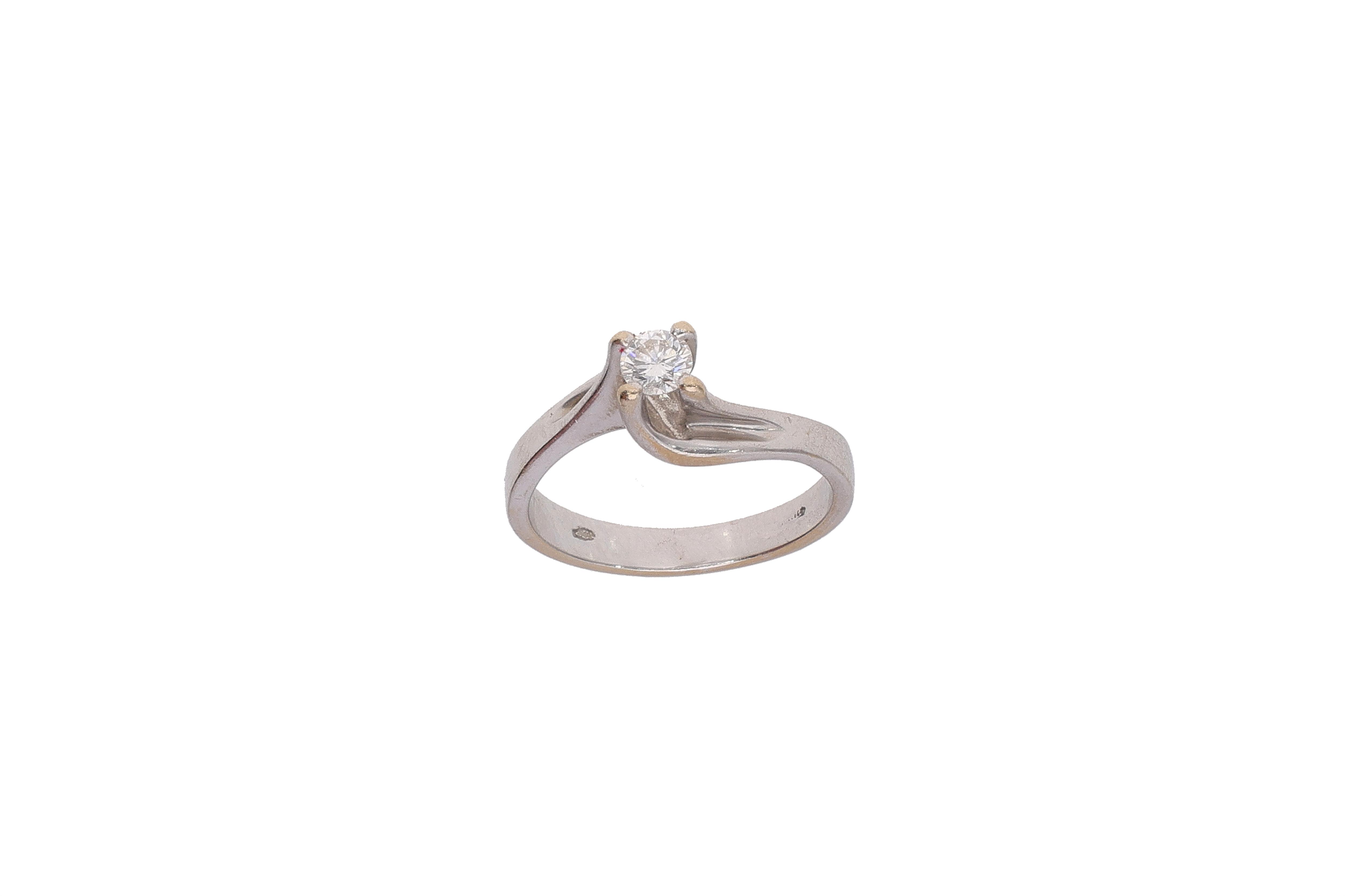 Anello con diamante - Asta Preziosi