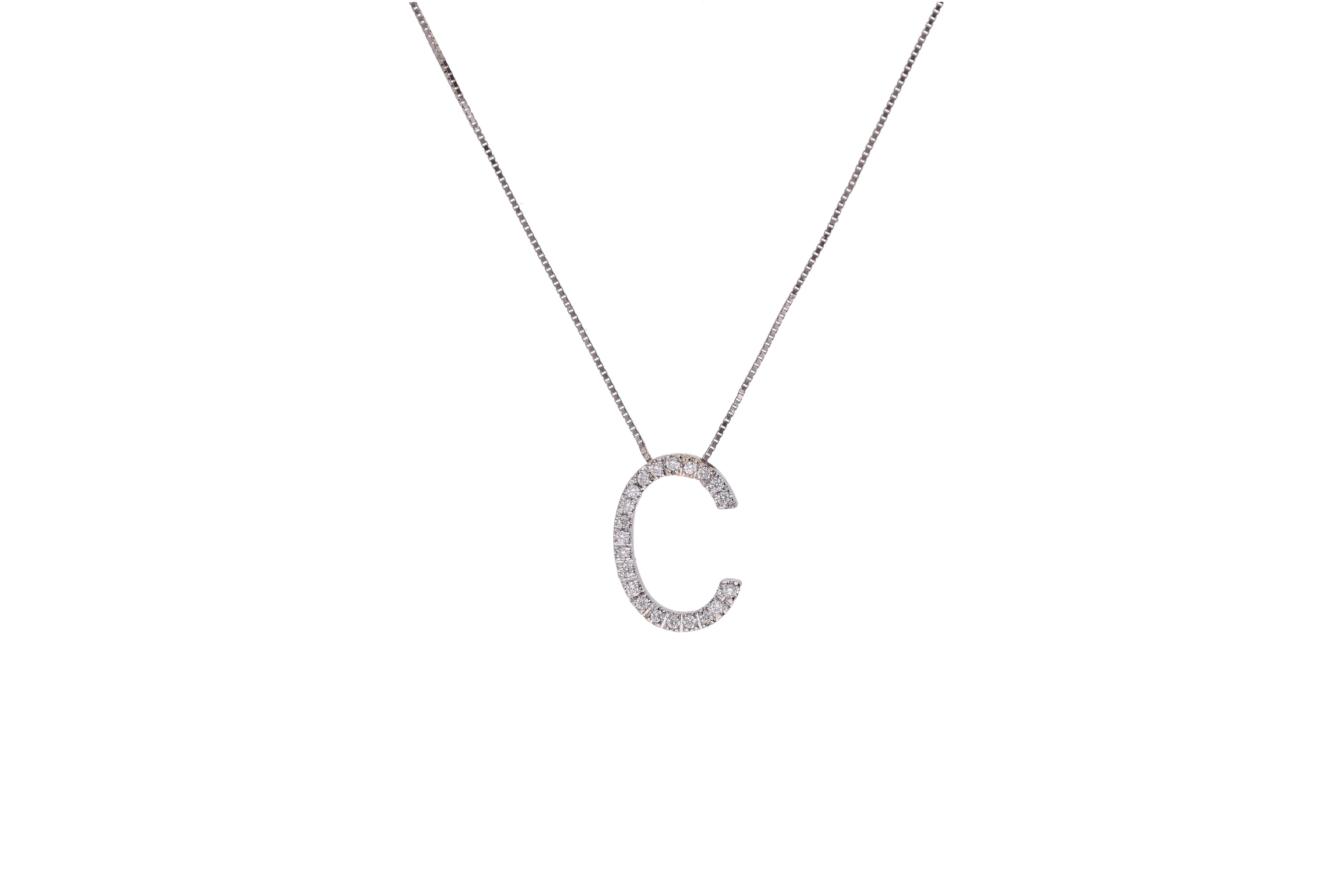 Collana con iniziale di diamanti - Asta Preziosi