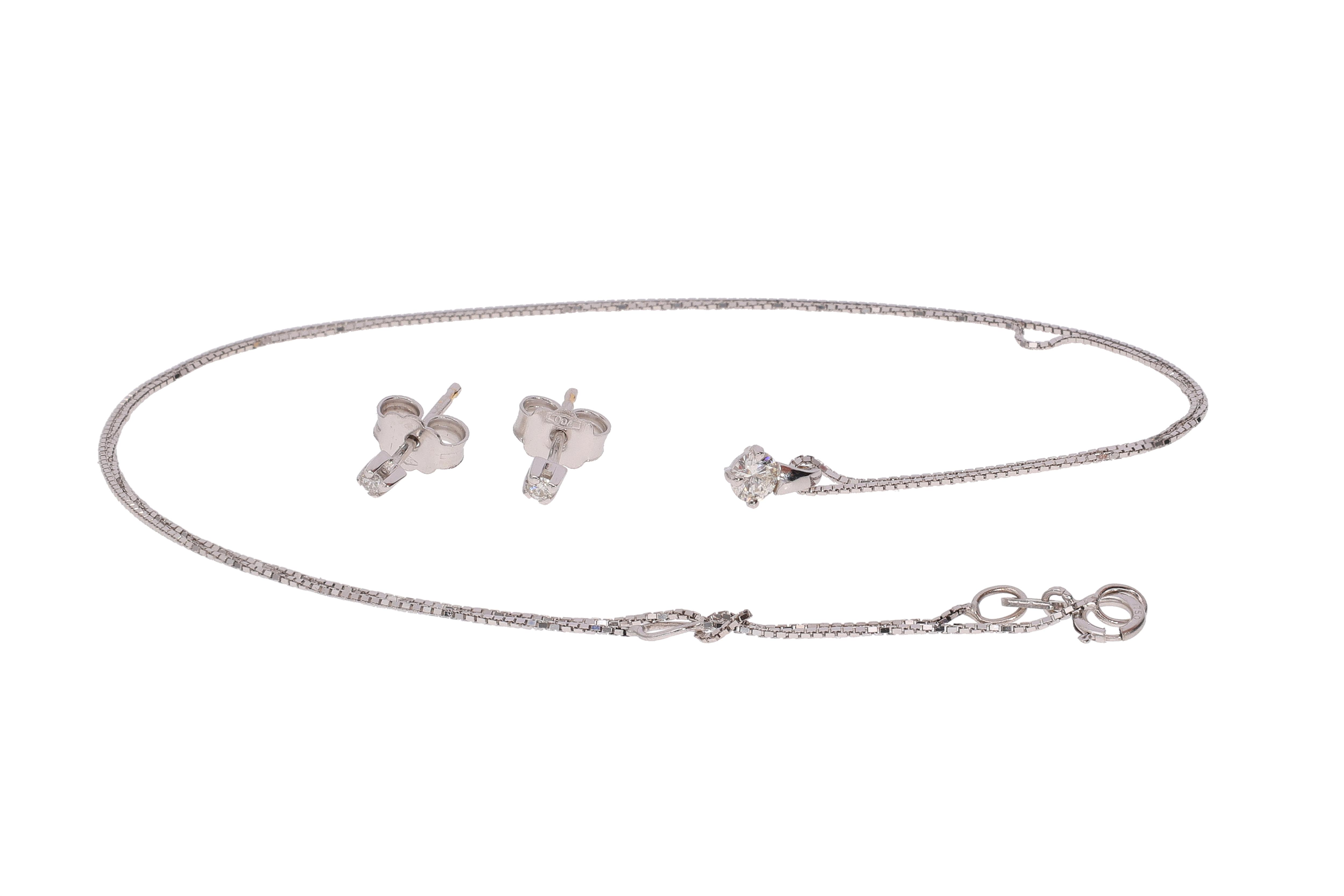 Collana e paio di orecchi con diamanti - Asta Preziosi