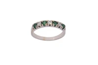 Anello con diamanti e smeraldi - Asta Preziosi Anello con diamanti e smeraldi - Asta Preziosi