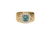 Anello con pietra e diamanti - Asta Preziosi Anello con pietra e diamanti - Asta Preziosi