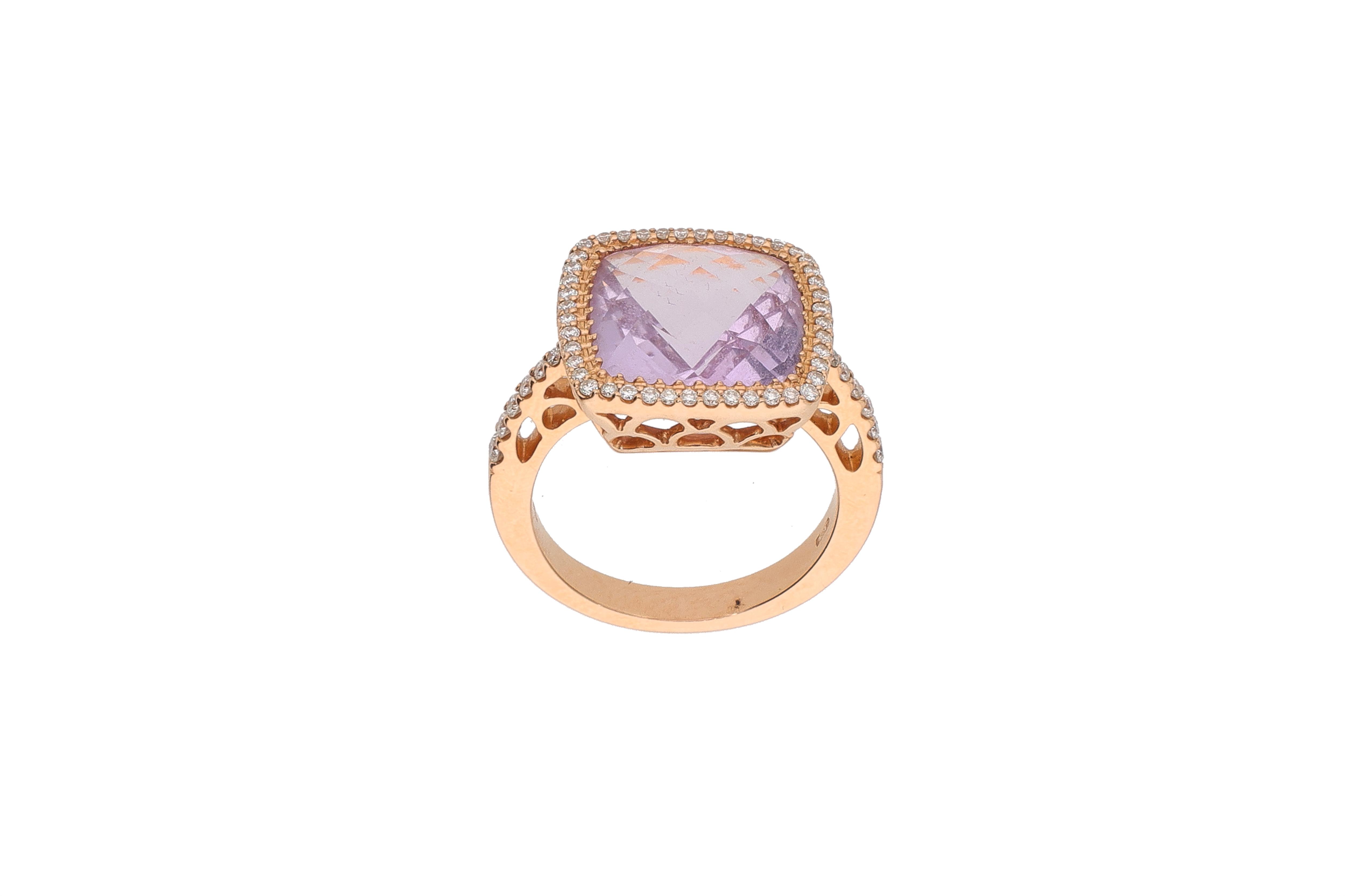Anello con diamanti e pietra sfaccettata - Asta Preziosi