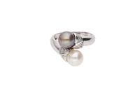 Anello contrarie' - Asta Preziosi