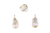 Anello e orecchini con perle barocche e diamanti - Asta Preziosi