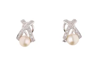 Orecchini con diamanti e perle coltivate - Asta Preziosi Orecchini con diamanti e perle coltivate - Asta Preziosi