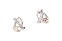 Orecchini con diamanti e perle coltivate - Asta Preziosi Orecchini con diamanti e perle coltivate - Asta Preziosi