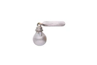 Anello con diamanti e perla coltivata - Asta Preziosi Anello con diamanti e perla coltivata - Asta Preziosi