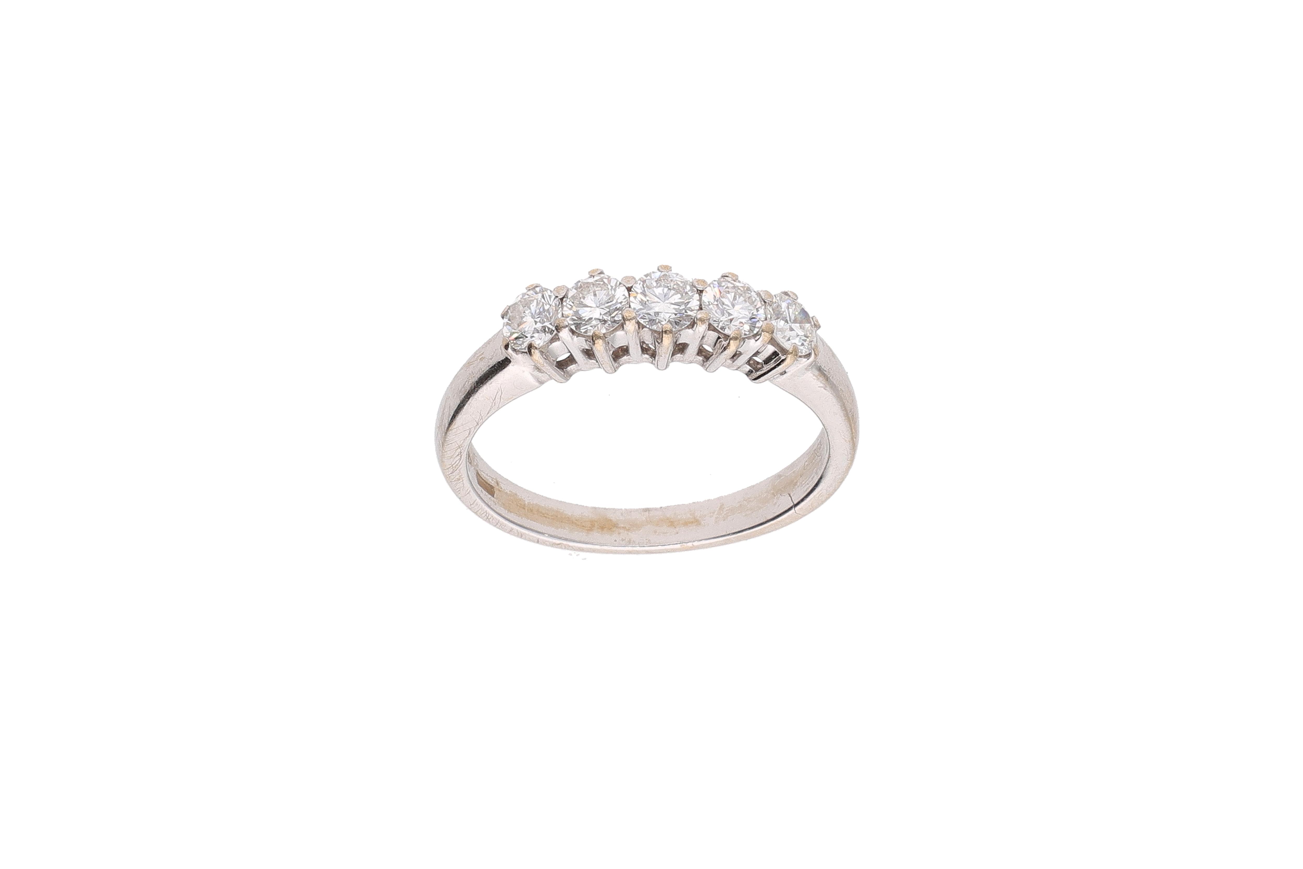 Giorgio Visconti, anello con diamanti - Asta Preziosi