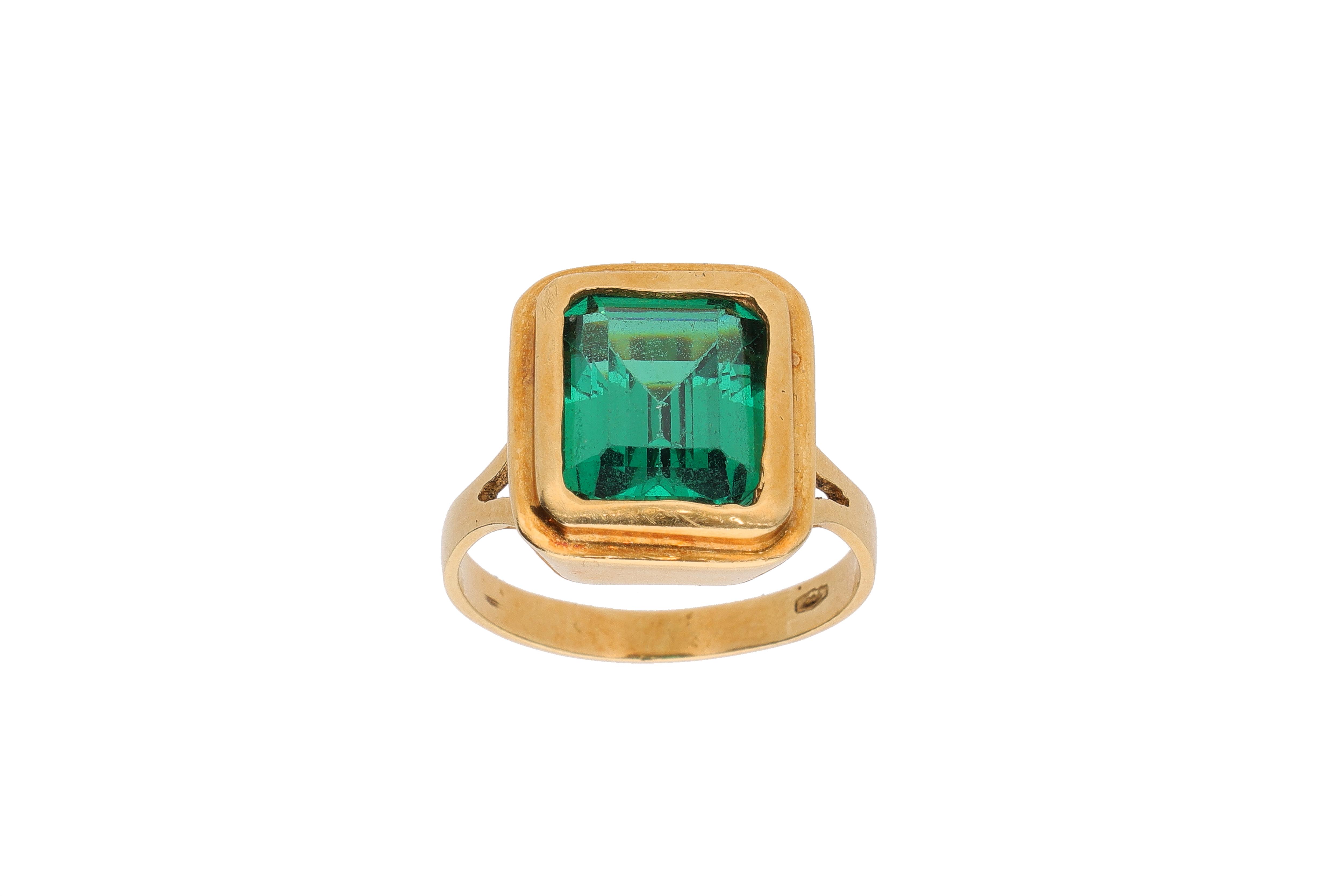 Anello con pietra - Asta Preziosi