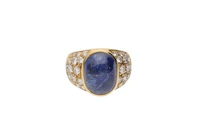 Anello in oro con diamanti e pietra azzurra - Asta Preziosi Anello in oro con diamanti e pietra azzurra - Asta Preziosi