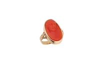 Anello con corallo - Asta Preziosi Anello con corallo - Asta Preziosi