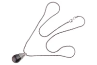 Collana e pendente con diamanti e perla coltivata - Asta Preziosi Collana e pendente con diamanti e perla coltivata - Asta Preziosi